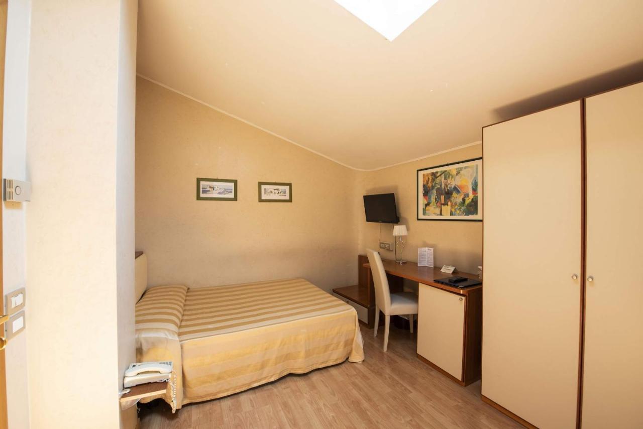 Hotel Cristoforo Colombo Osimo Ngoại thất bức ảnh
