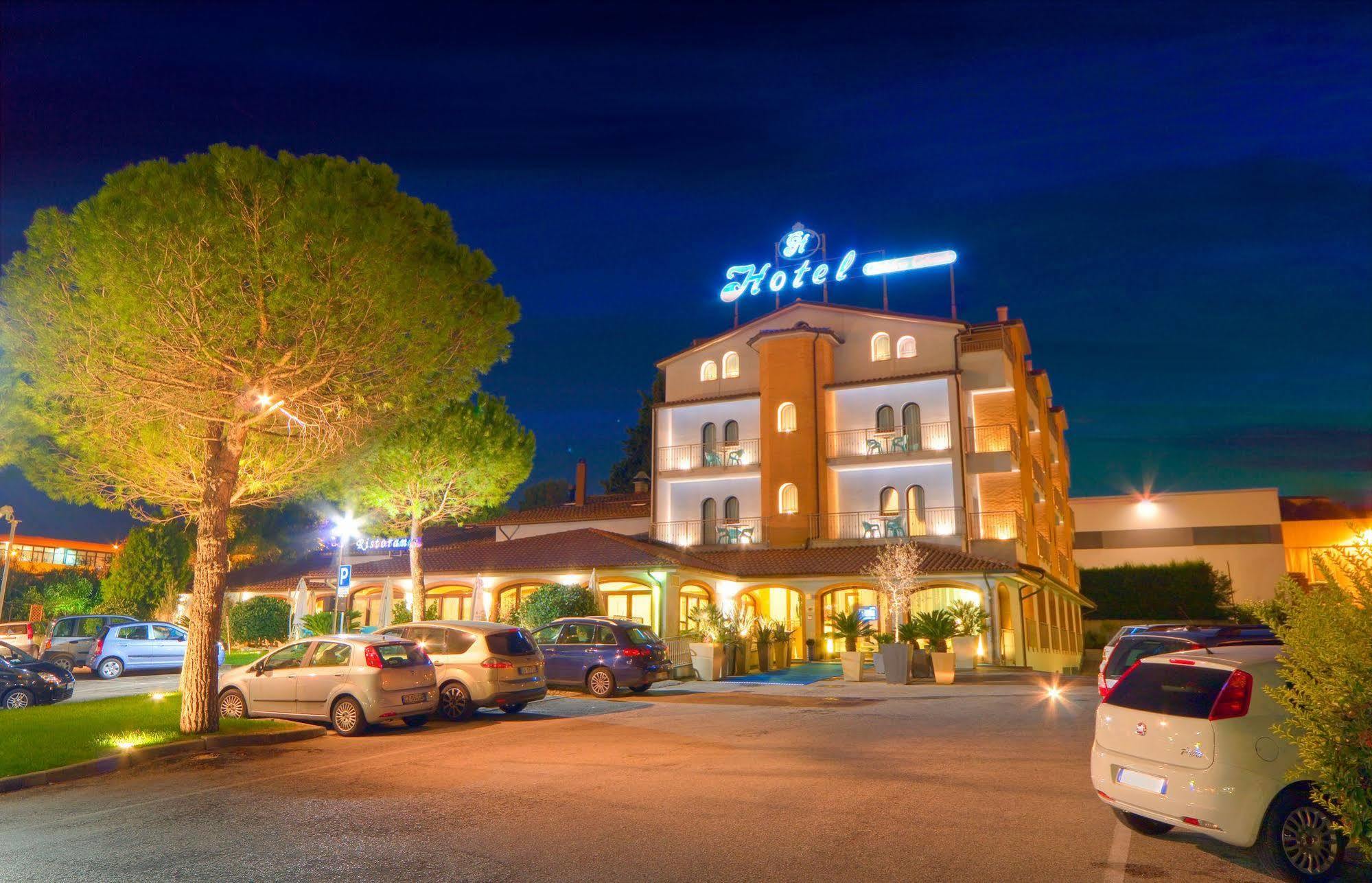 Hotel Cristoforo Colombo Osimo Ngoại thất bức ảnh