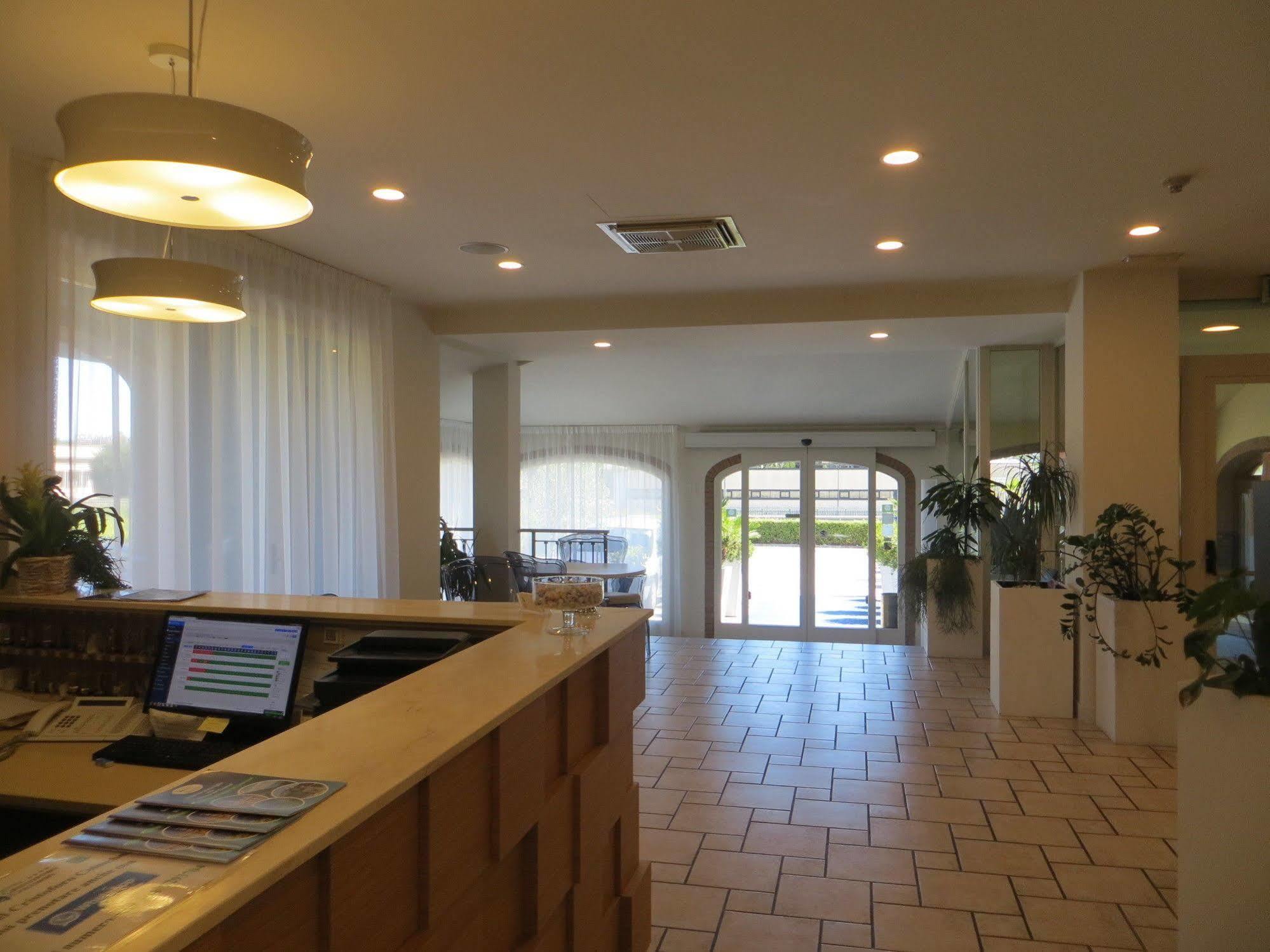 Hotel Cristoforo Colombo Osimo Ngoại thất bức ảnh