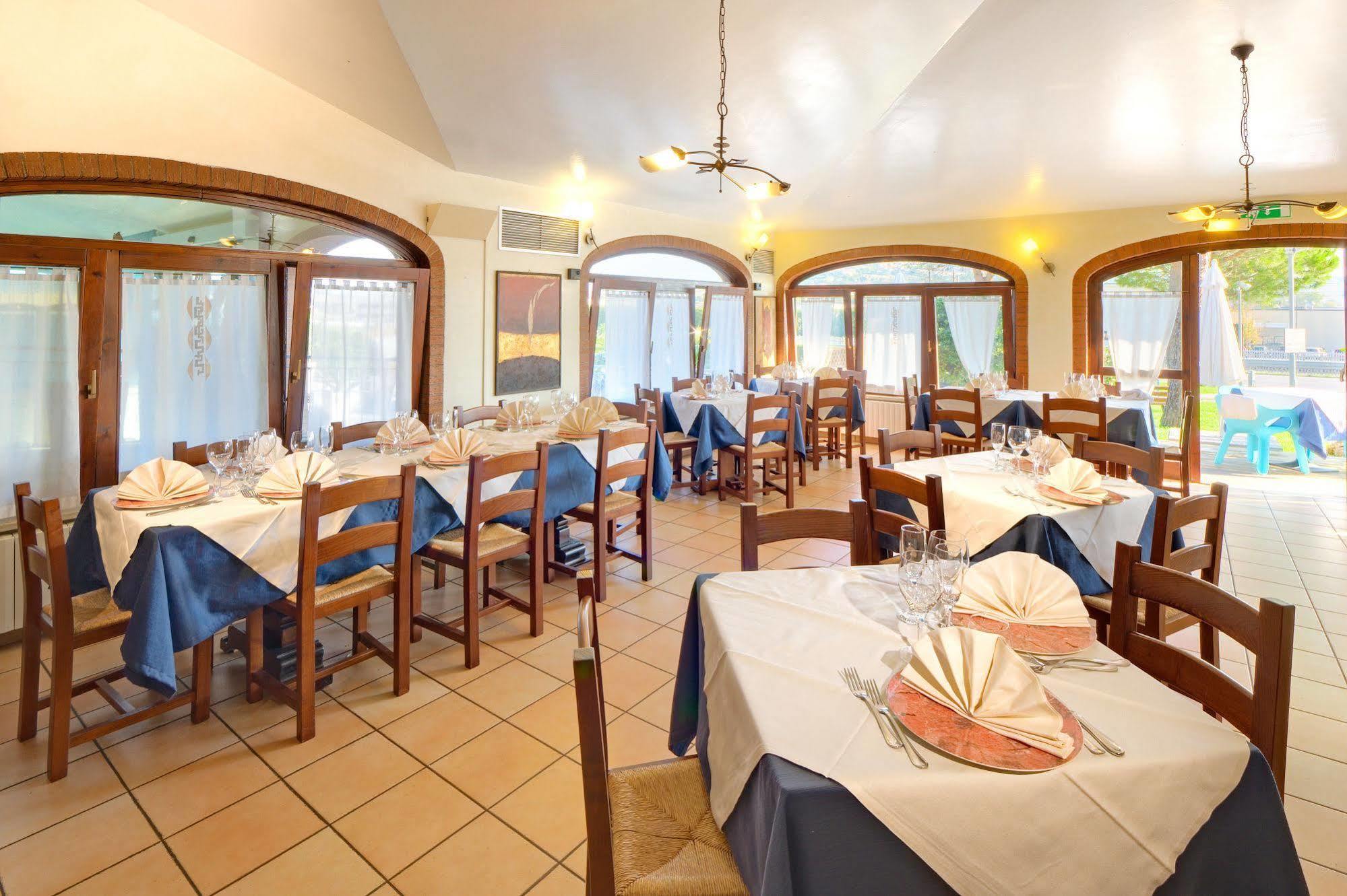Hotel Cristoforo Colombo Osimo Ngoại thất bức ảnh
