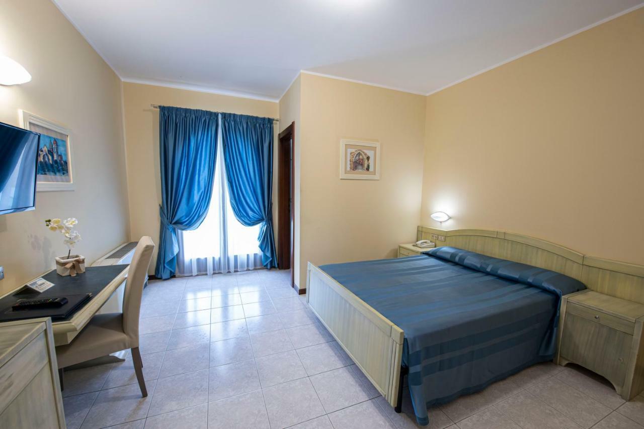 Hotel Cristoforo Colombo Osimo Ngoại thất bức ảnh